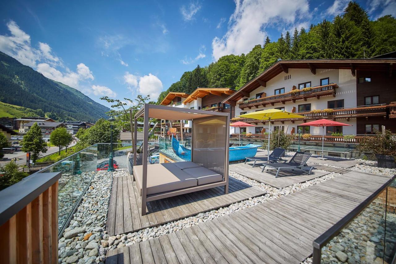 Thomsn Central Hotel & Appartements Saalbach-Hinterglemm Kültér fotó