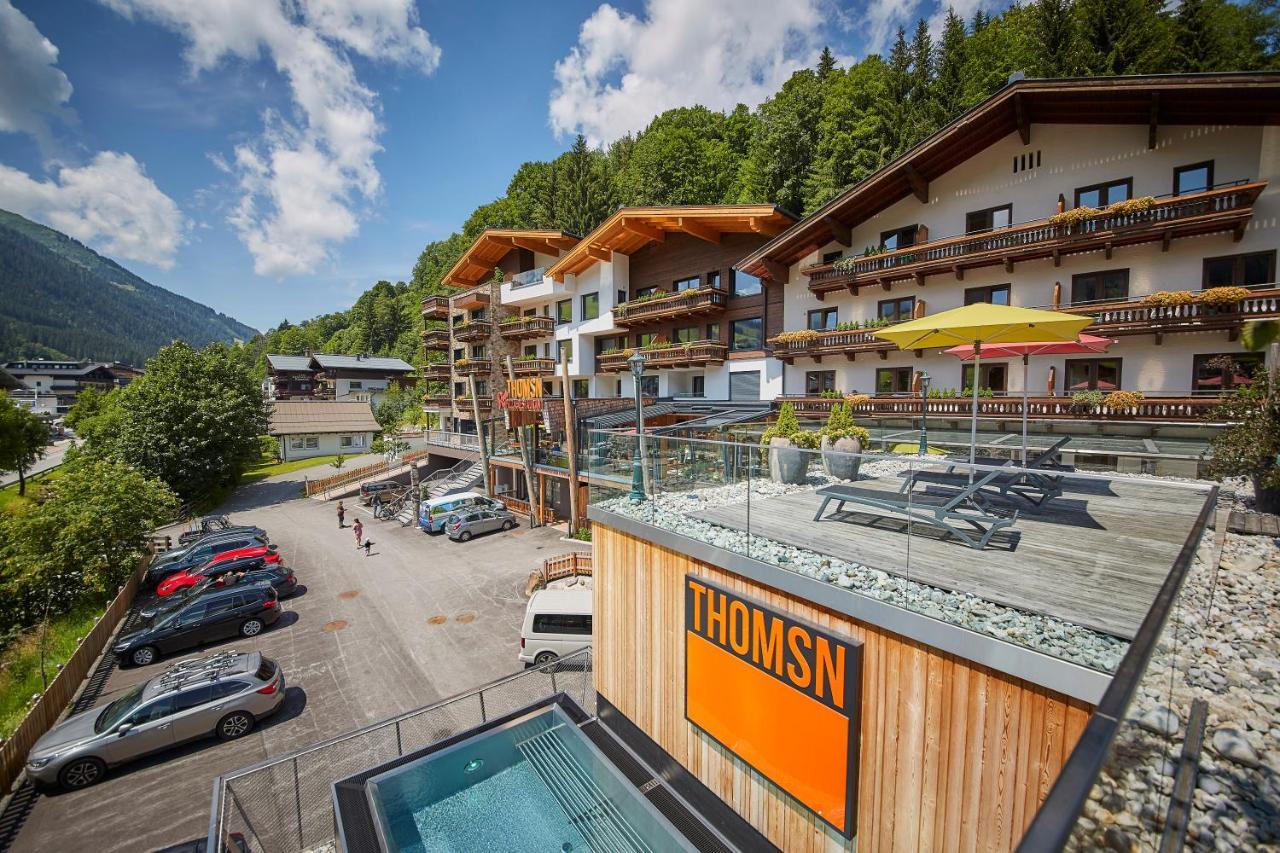 Thomsn Central Hotel & Appartements Saalbach-Hinterglemm Kültér fotó