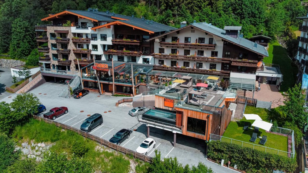 Thomsn Central Hotel & Appartements Saalbach-Hinterglemm Kültér fotó