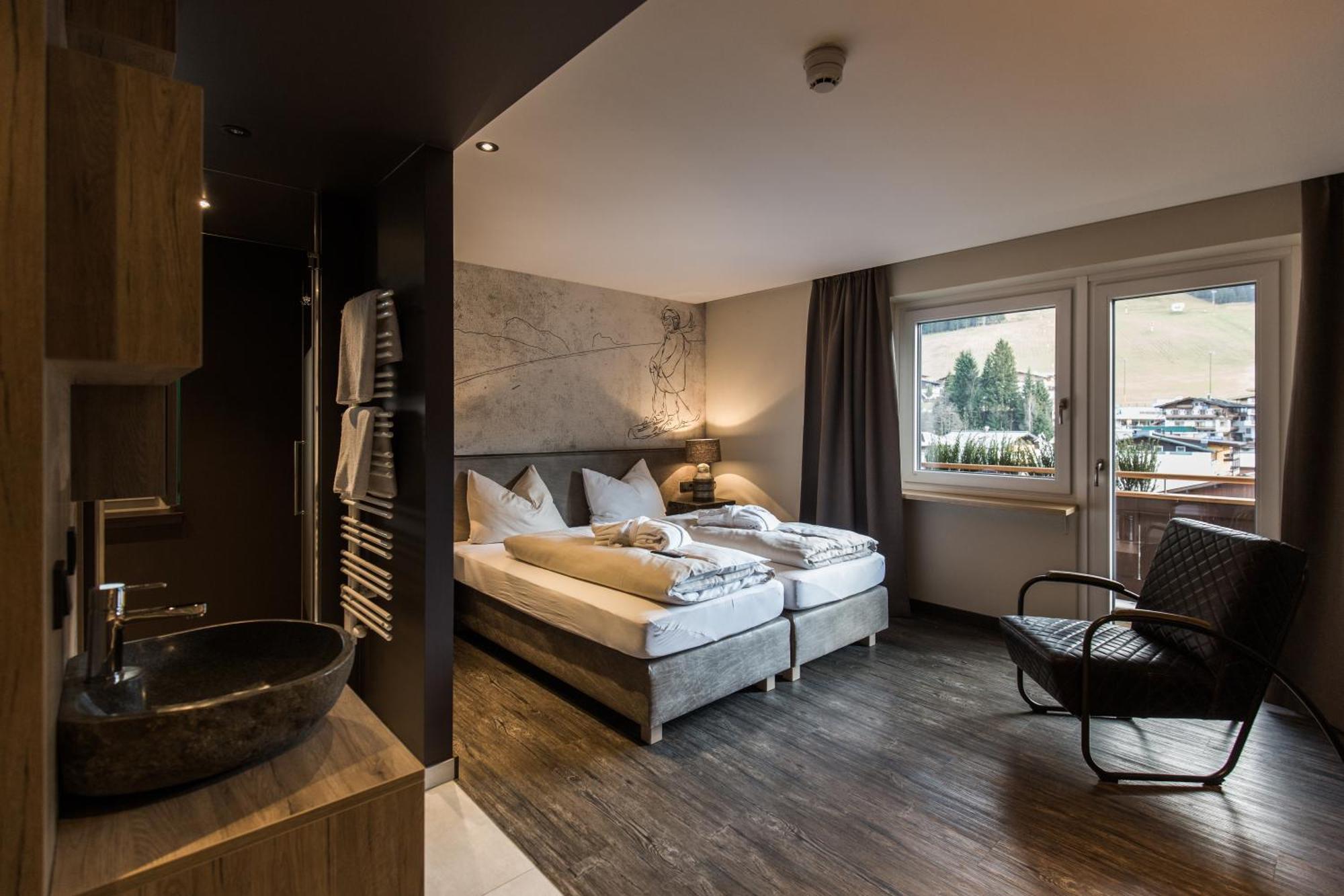 Thomsn Central Hotel & Appartements Saalbach-Hinterglemm Kültér fotó